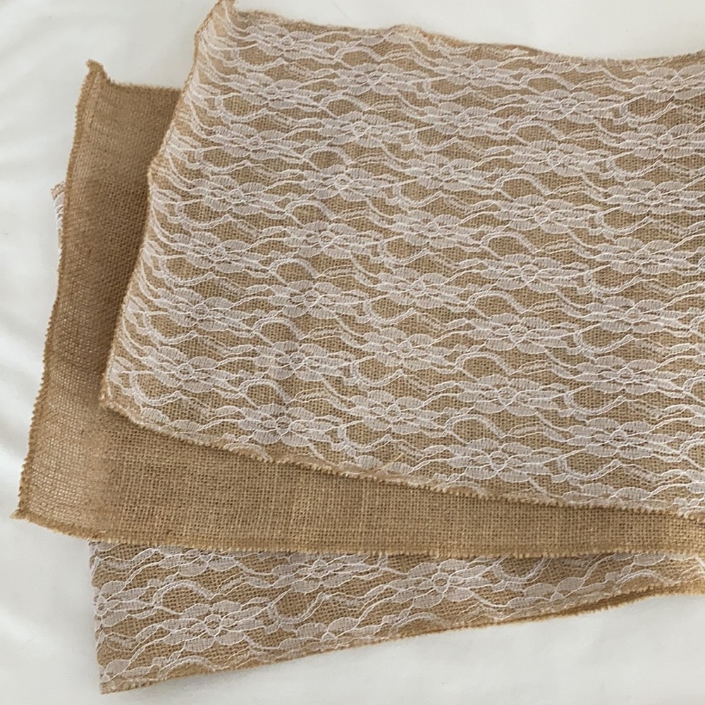 Table Runner - Picture 8 of 8
